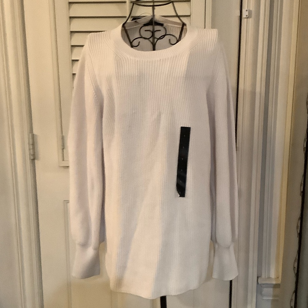 Banana Republic White Crew Neck Sweater
